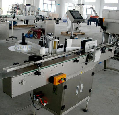 Máy chiết rót tự động bên cạnh