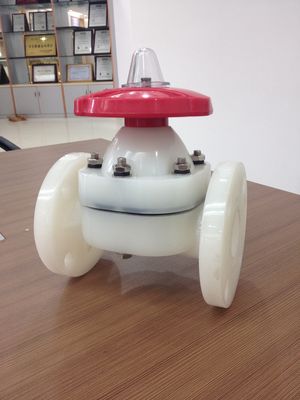 van màng PTFE / CPVC cho axit chống lại đường ống